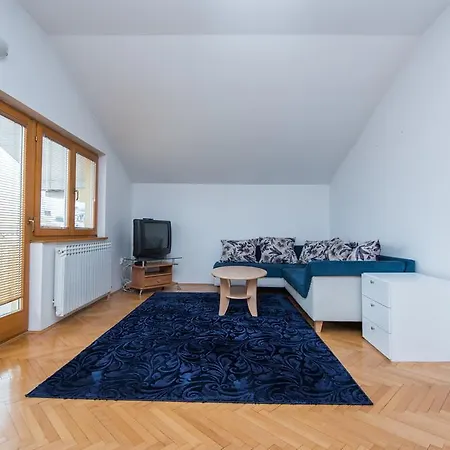 Cathedral Apartment