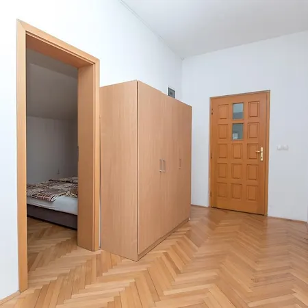Cathedral Apartment